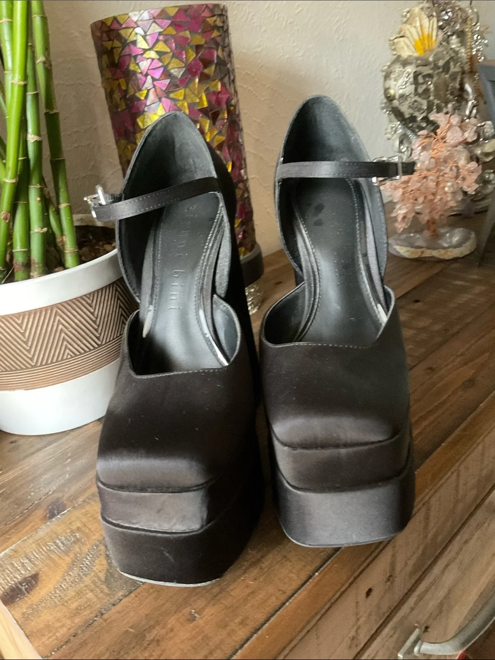 Gianni Bini Platform Mary Jane Heels in black